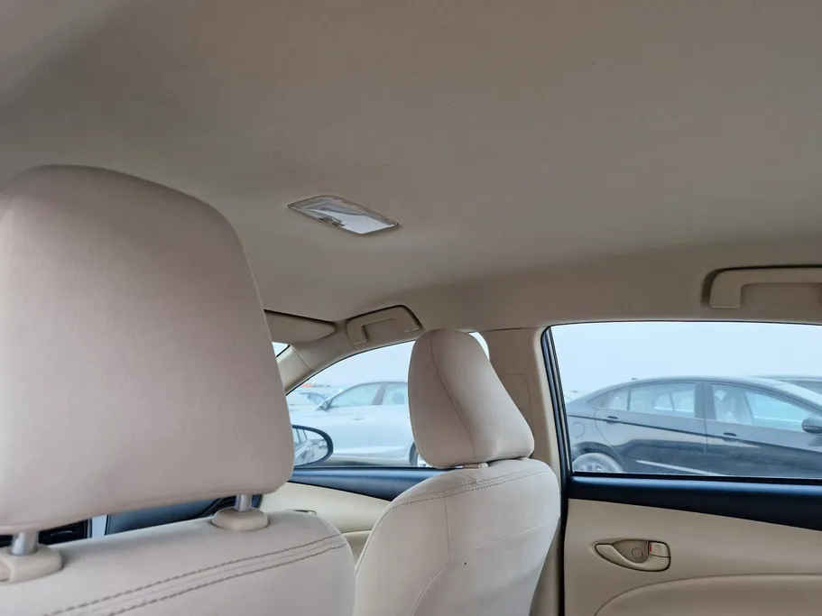 2022 Toyota Yaris  Y 