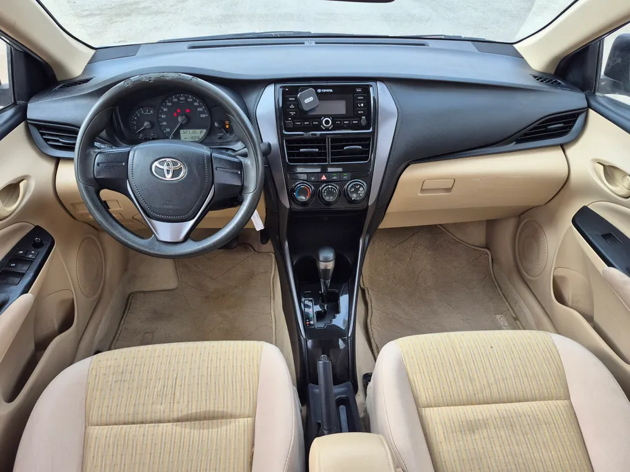 2021 Toyota Yaris  Y 