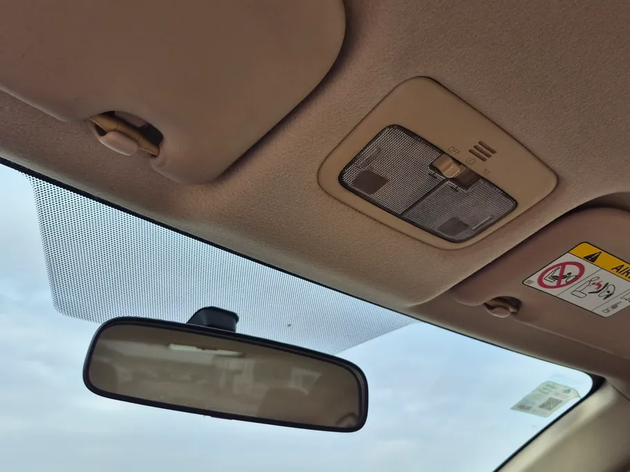 2021 Toyota Yaris  Y 