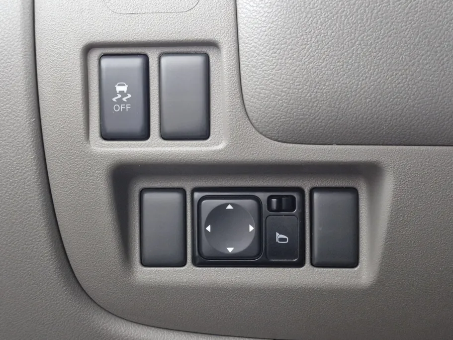 2022 Nissan Sunny SV Comfort 