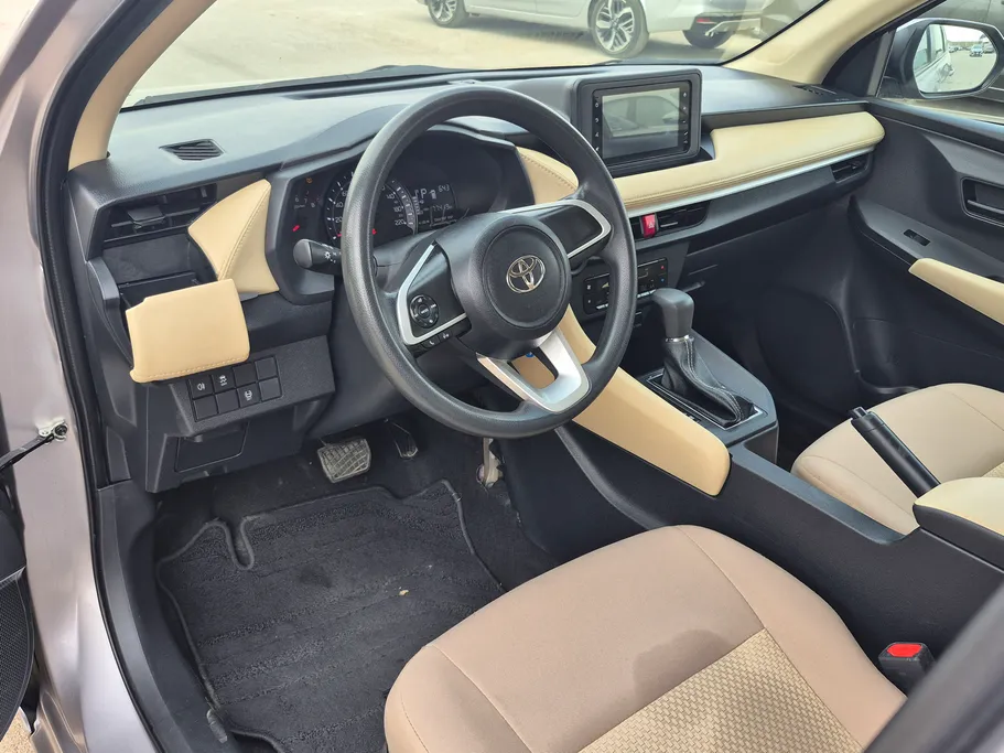 تويوتا يارس Y 2024 