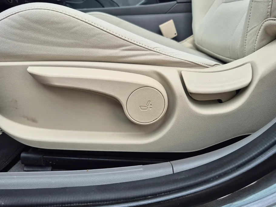 2023 Hyundai Elantra Fleet 