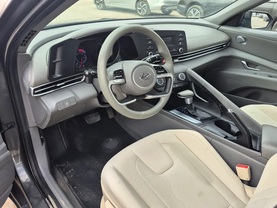 2023 Hyundai Elantra Fleet 