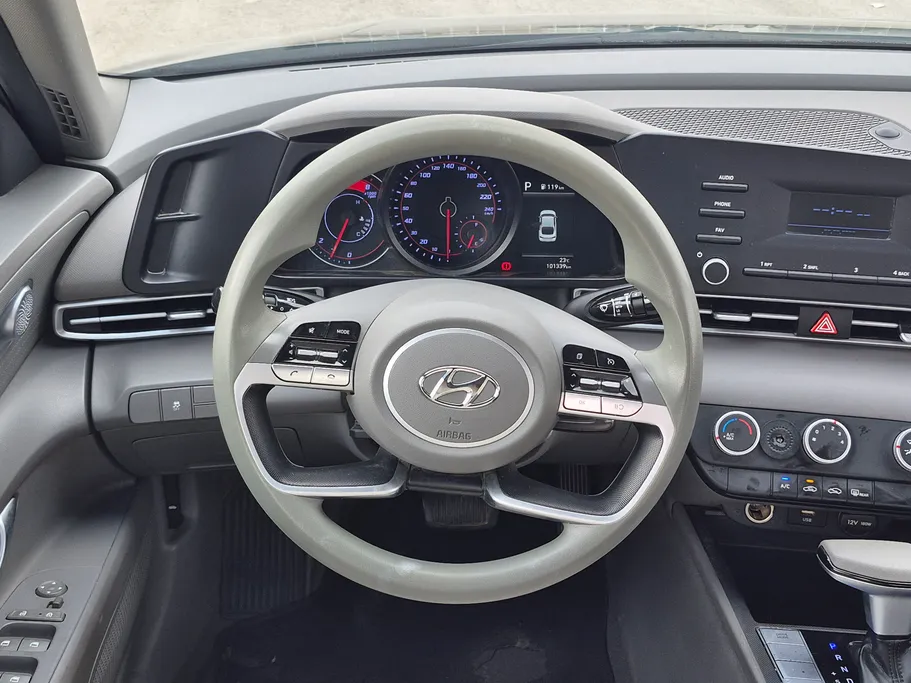 2023 Hyundai Elantra Fleet 