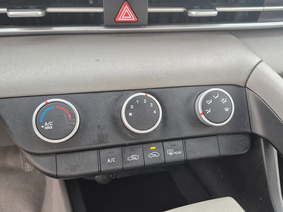 2021 Hyundai Elantra Fleet 