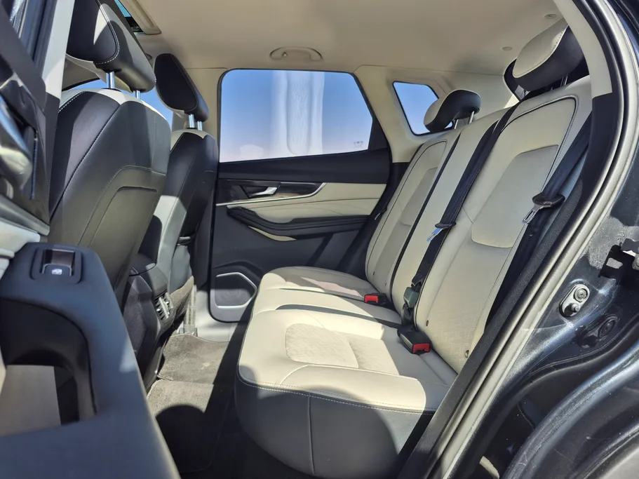 فاو بيستون تي 33 بريميوم 2022 