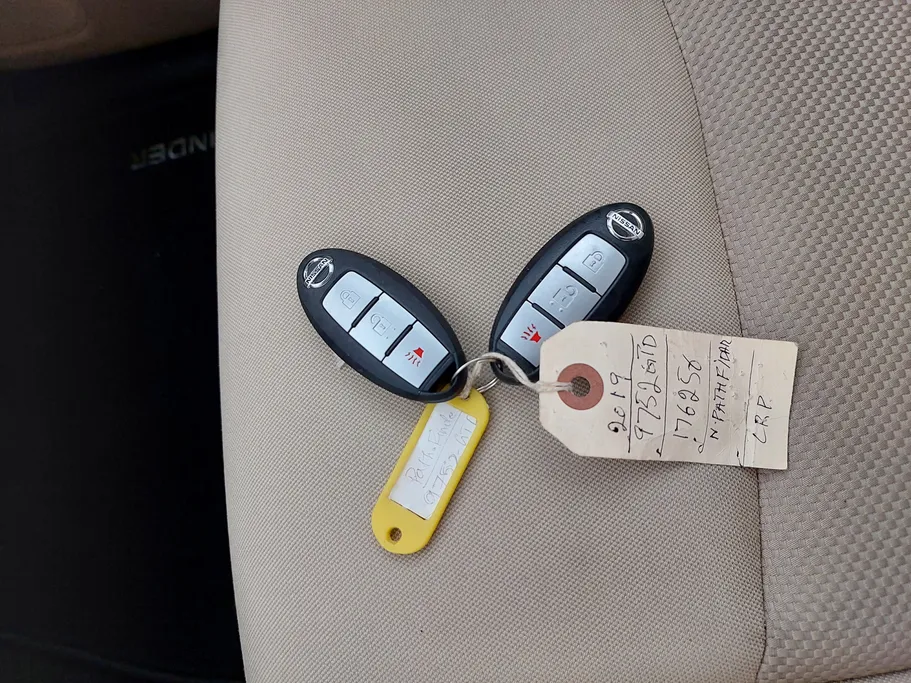 2019 Nissan Pathfinder S 