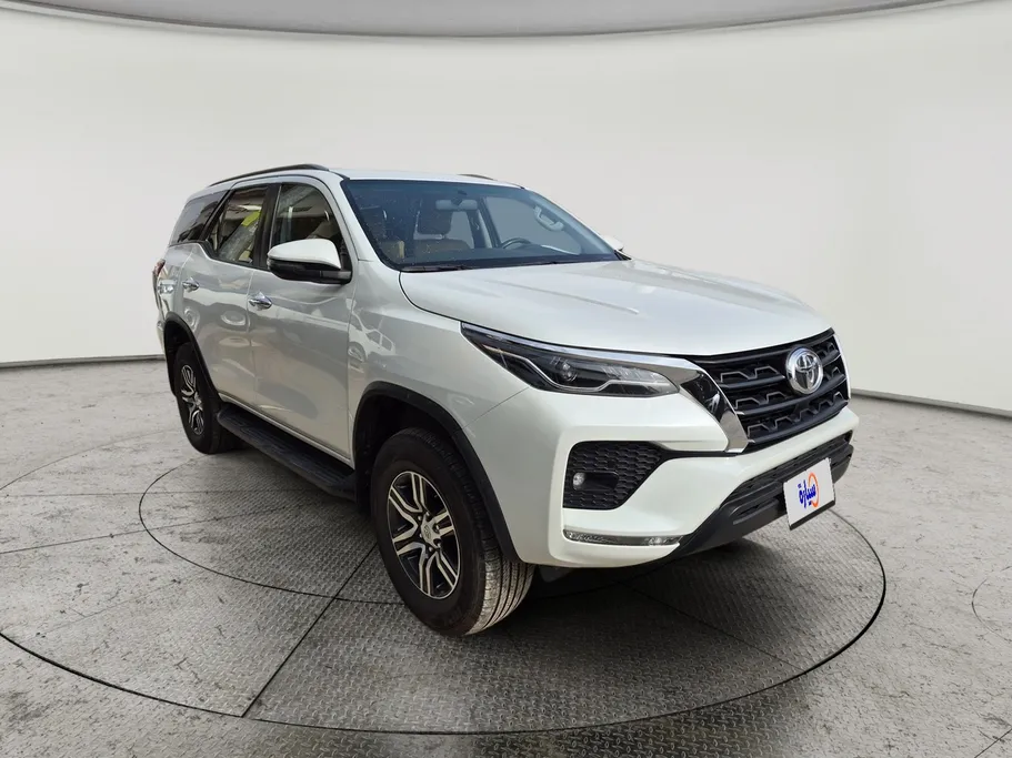 تويوتا فورتشنر VX1 2023 