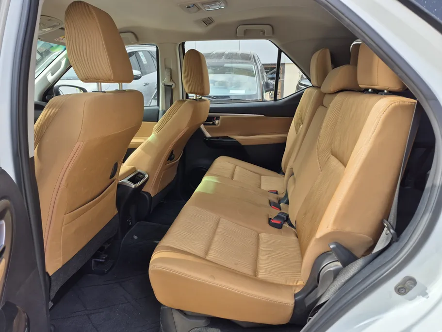 تويوتا فورتشنر VX1 2023 