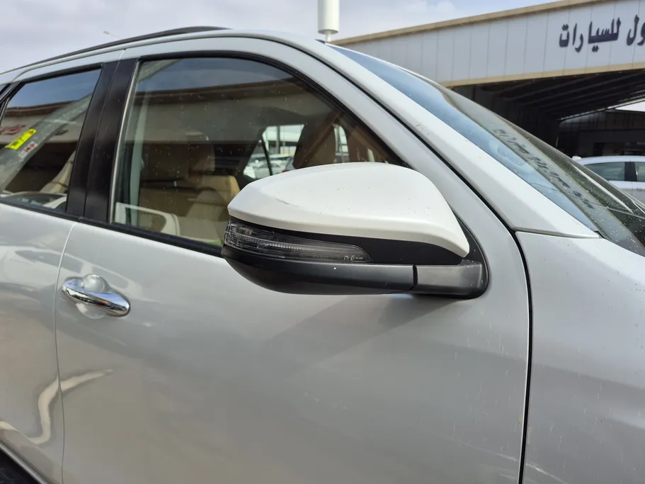 تويوتا فورتشنر VX1 2023 