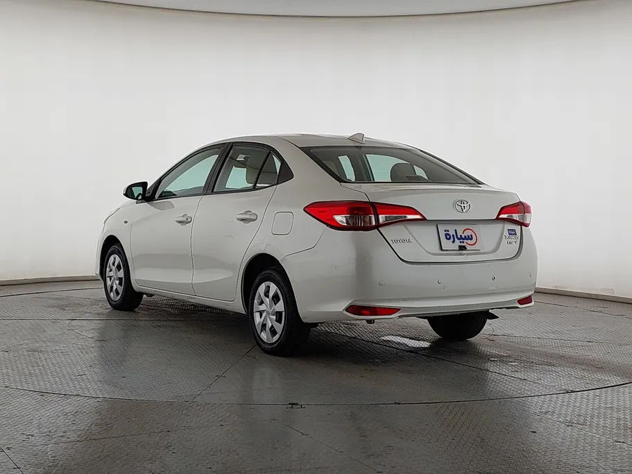 2020 Toyota Yaris  Y 