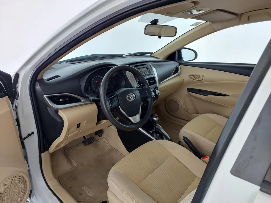 2020 Toyota Yaris  Y 