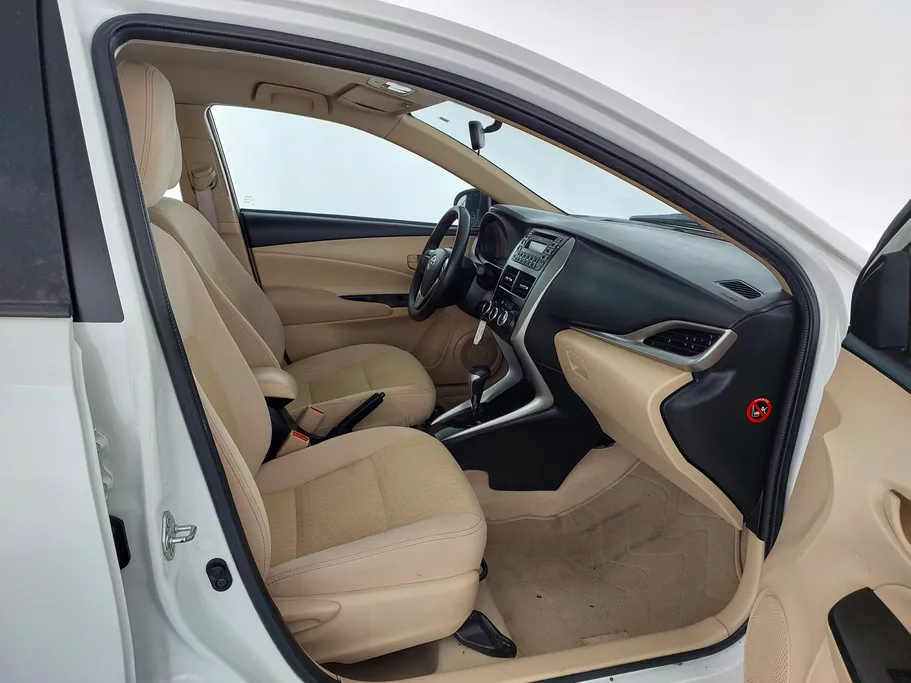 2020 Toyota Yaris  Y 