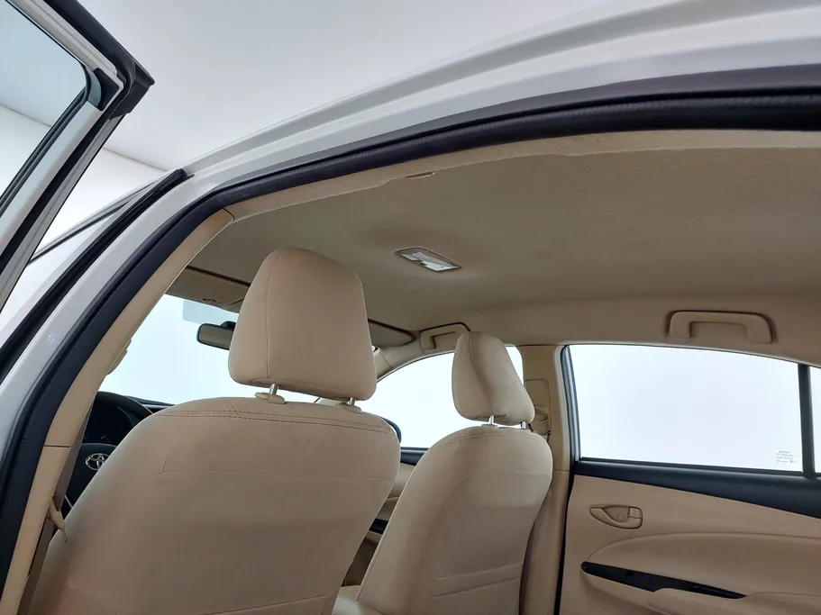 2020 Toyota Yaris  Y 