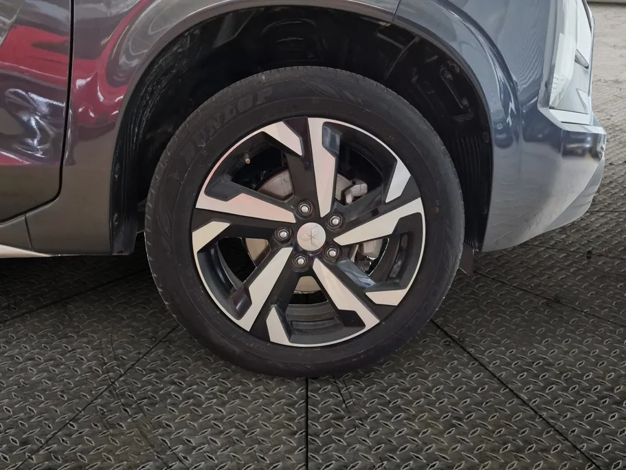 ميتسوبيشي إكسباندر HL 2024 