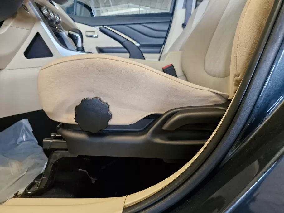 ميتسوبيشي إكسباندر HL 2024 