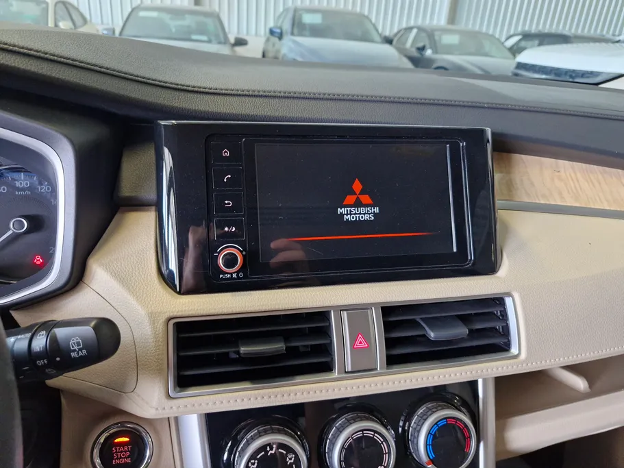 ميتسوبيشي إكسباندر HL 2024 