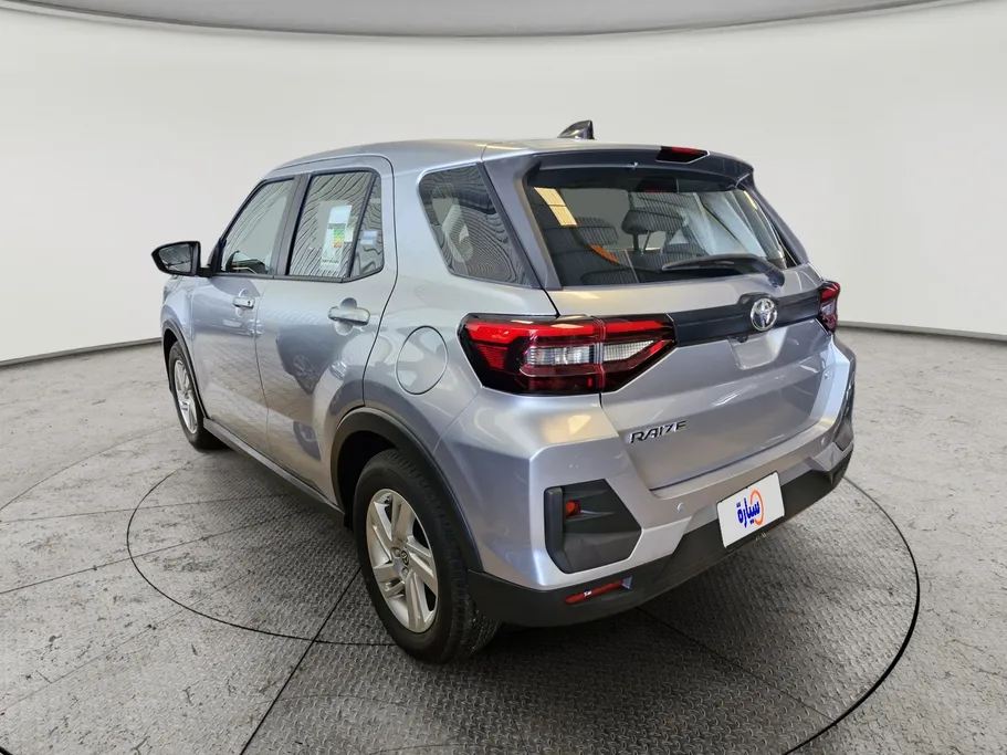 2024 Toyota Raize XLE 