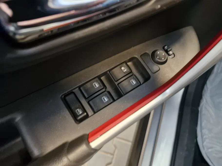 2024 Toyota Raize XLE 