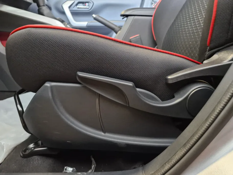 2024 Toyota Raize XLE 