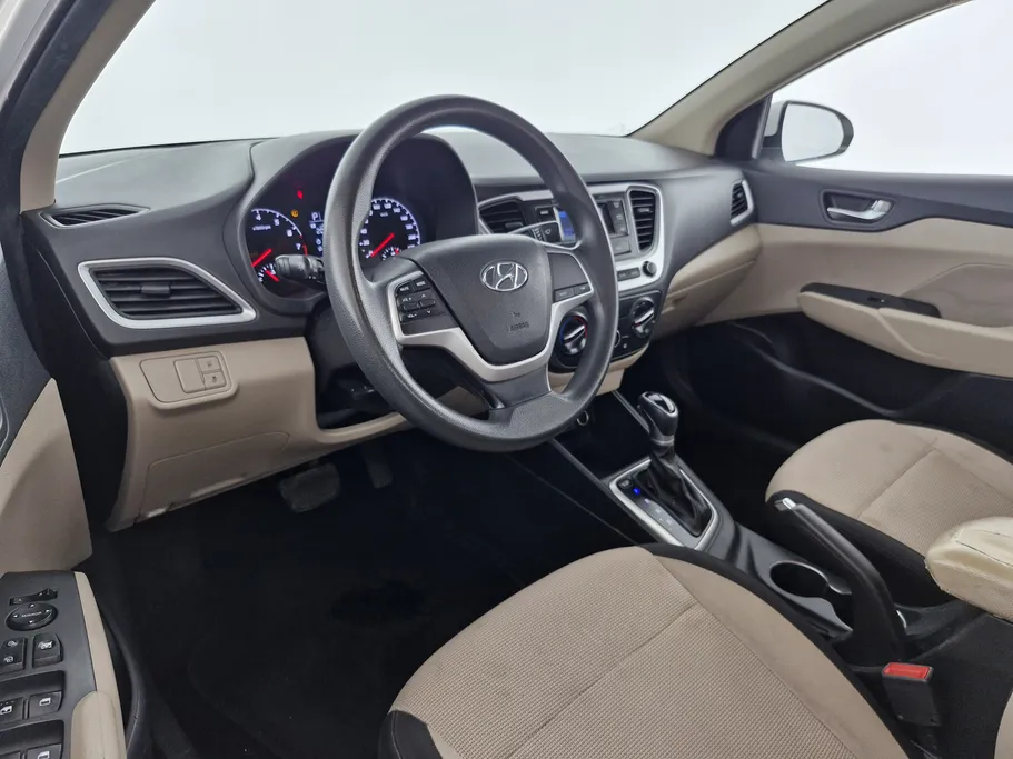 هيونداي اكسنت سمارت 2023 