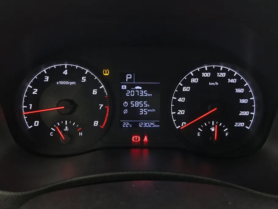 هيونداي اكسنت سمارت 2023 