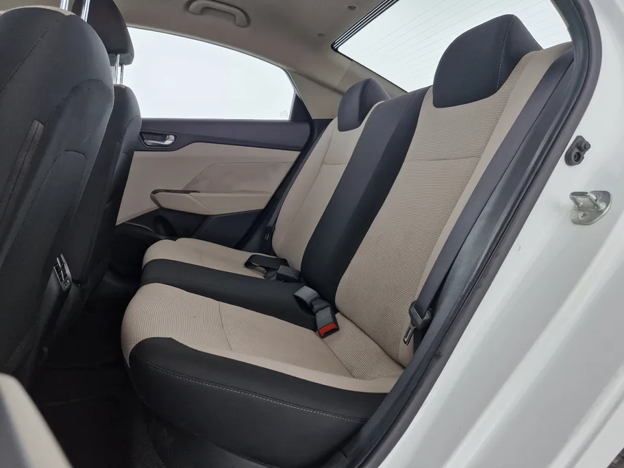 هيونداي اكسنت سمارت 2023 