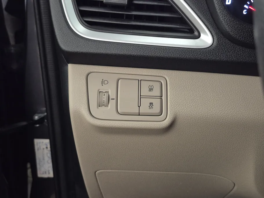 هيونداي اكسنت سمارت 2021 