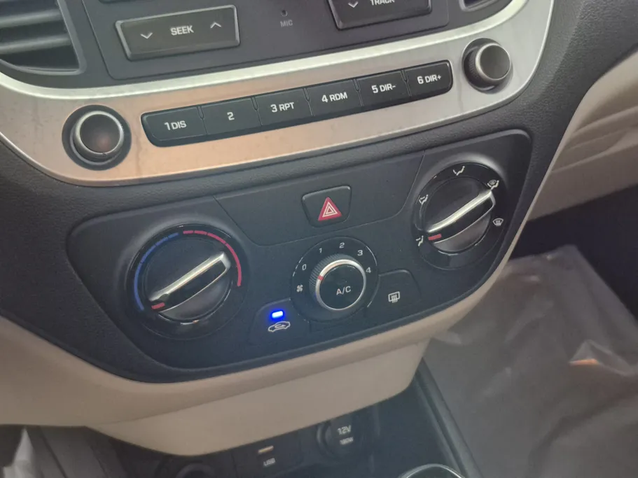 هيونداي اكسنت سمارت 2021 