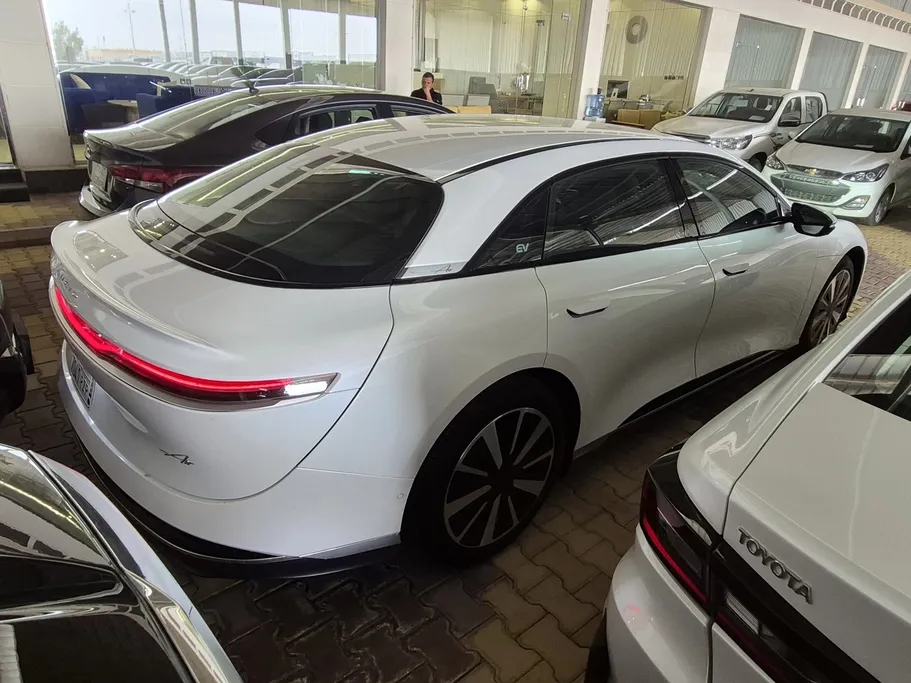 2024 Lucid Air Pure 