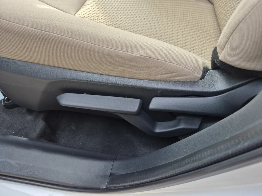 تويوتا يارس Y 2024 