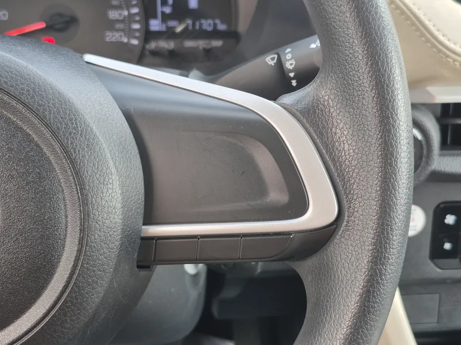 تويوتا يارس Y 2024 