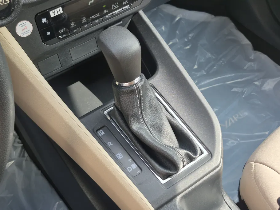 تويوتا يارس Y 2024 