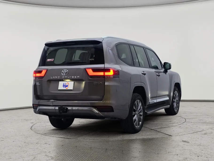تويوتا لاندكروزر GXR 2023 