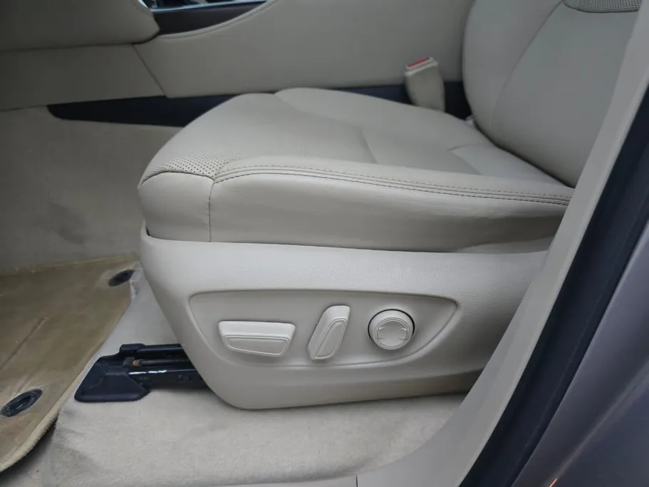 تويوتا لاندكروزر GXR 2023 