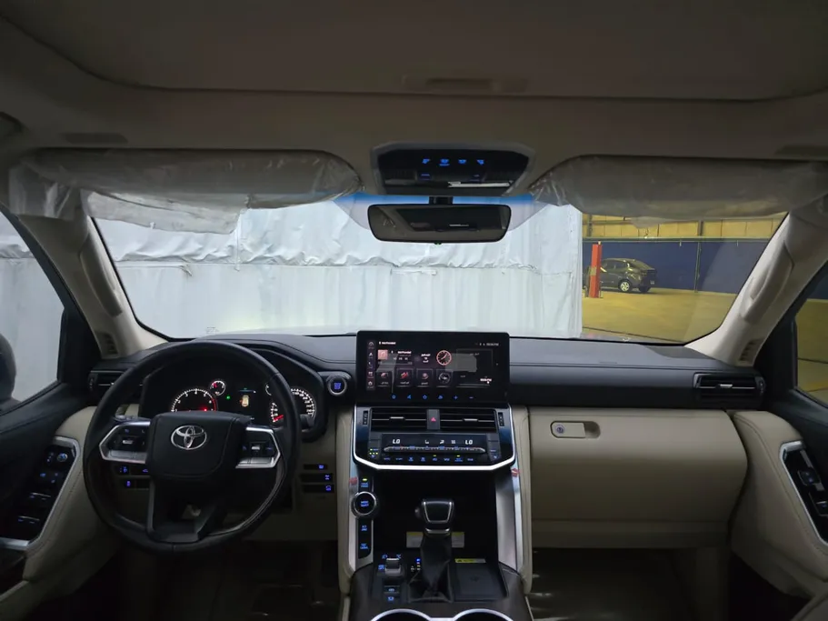 تويوتا لاندكروزر GXR 2023 