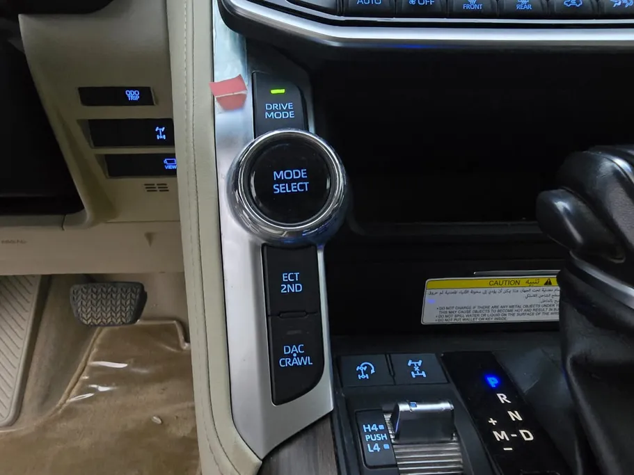 تويوتا لاندكروزر GXR 2023 