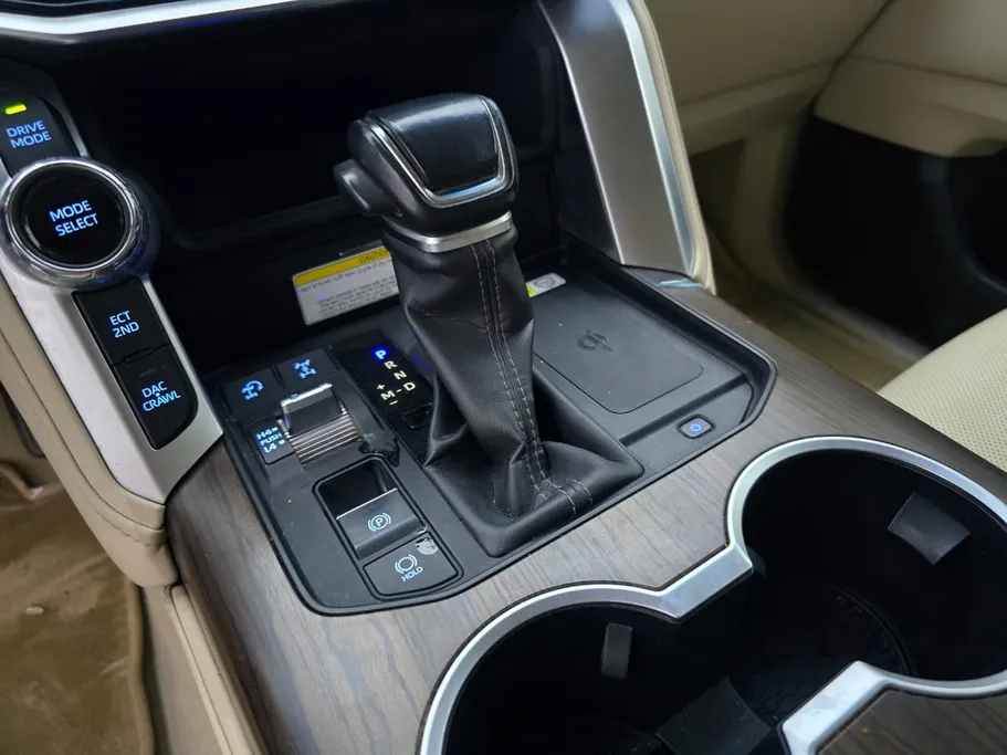 تويوتا لاندكروزر GXR 2023 