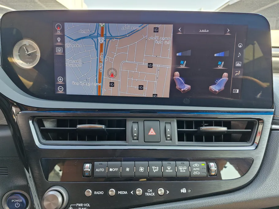 لكزس ES 300 HH Hybrid Executive 2022 