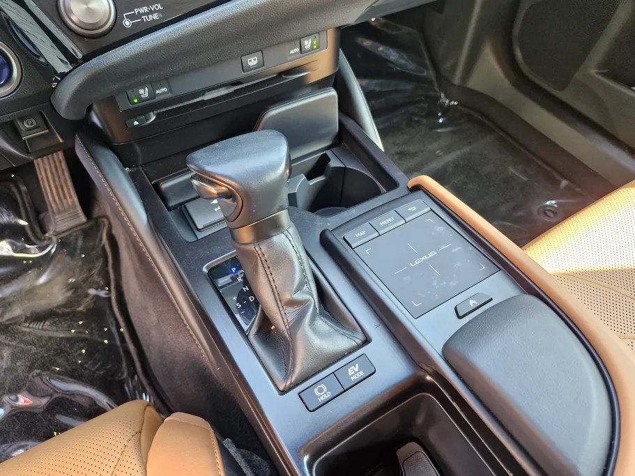 لكزس ES 300 HH Hybrid Executive 2022 