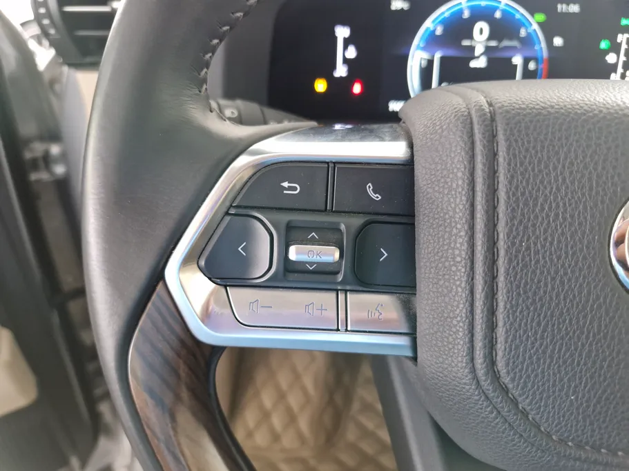 تويوتا لاندكروزر GXR-S 2025 