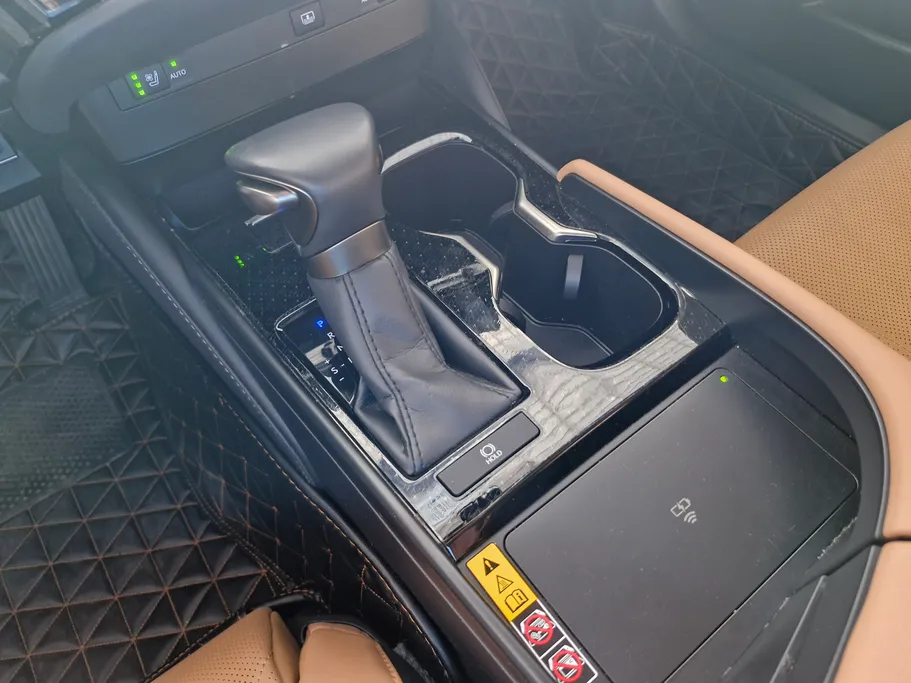 2025 Lexus ES 350 CC Elite 