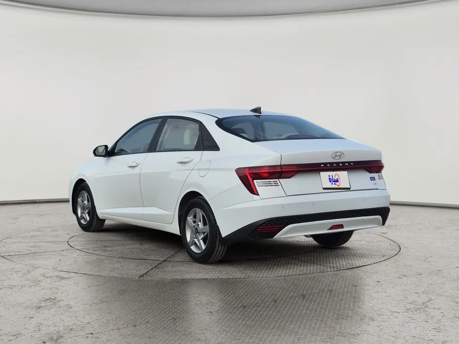 2024 Hyundai Accent Fleet 