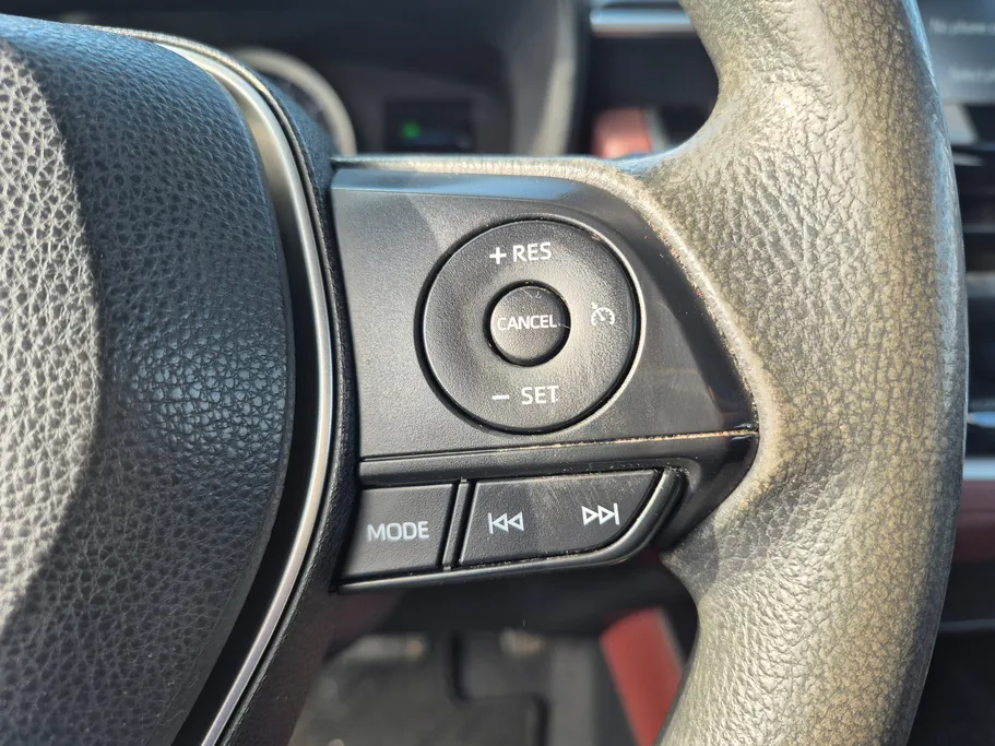 2023 Toyota Corolla Cross LE HEV 