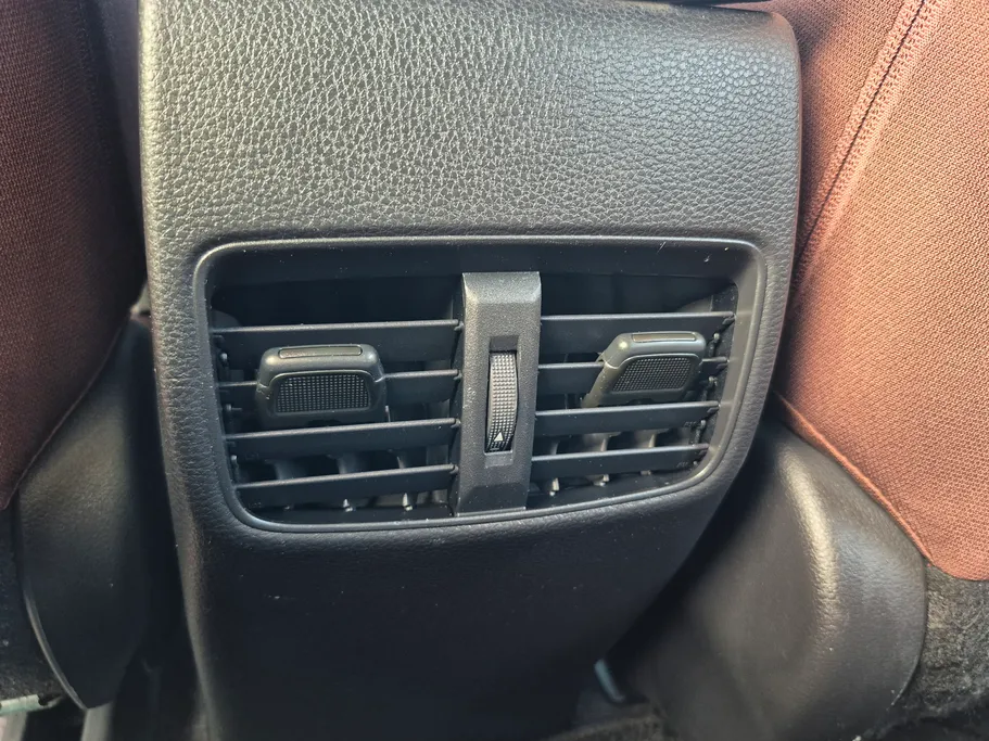 2023 Toyota Corolla Cross LE HEV 