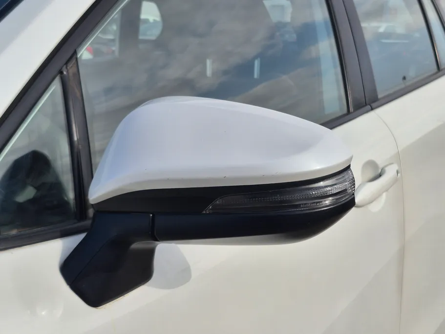 2023 Toyota Corolla Cross LE HEV 