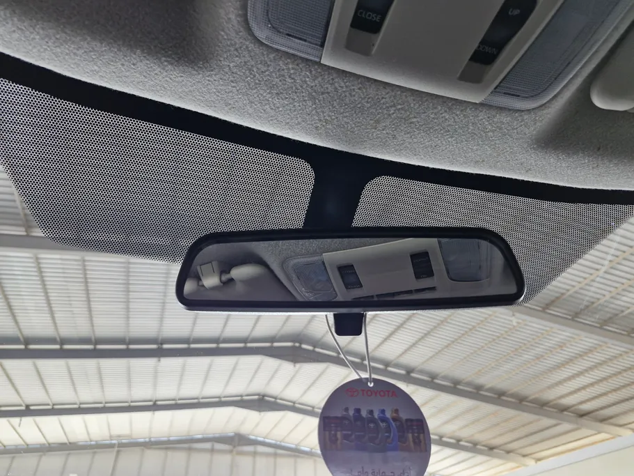 تويوتا كورولا GLI Moonroof 2024 