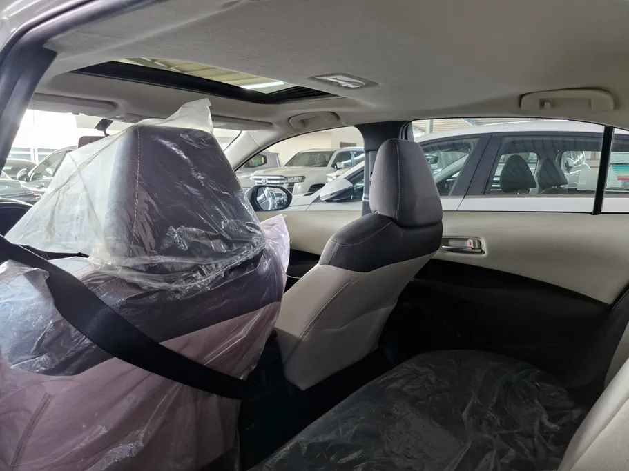 تويوتا كورولا GLI Moonroof 2024 