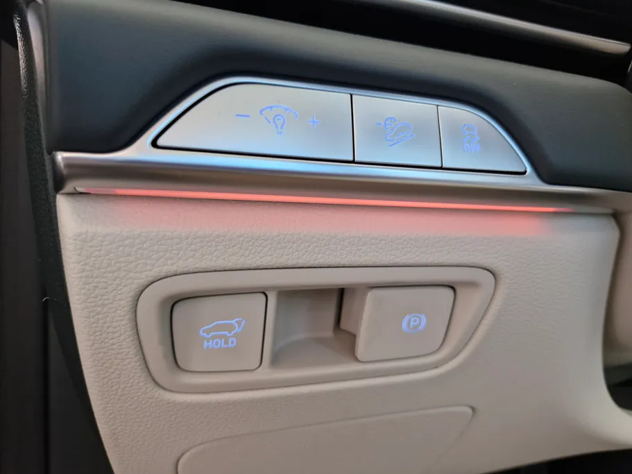 جينيسيس GV80 Royal 2026 