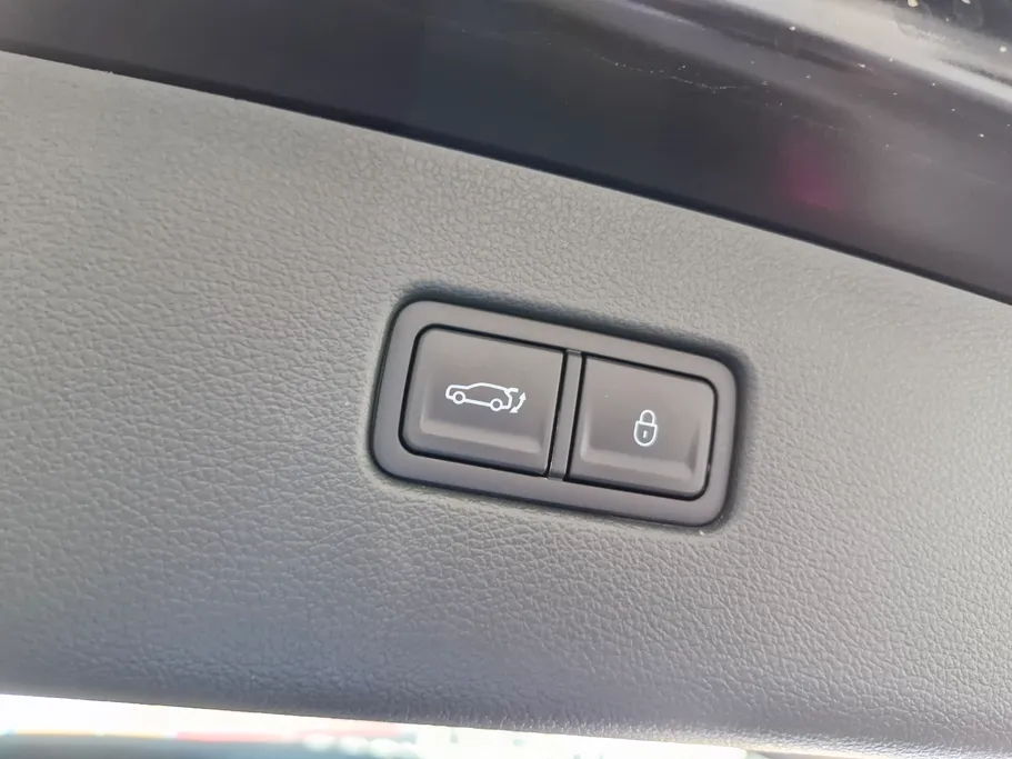 جينيسيس GV80 Royal 2026 